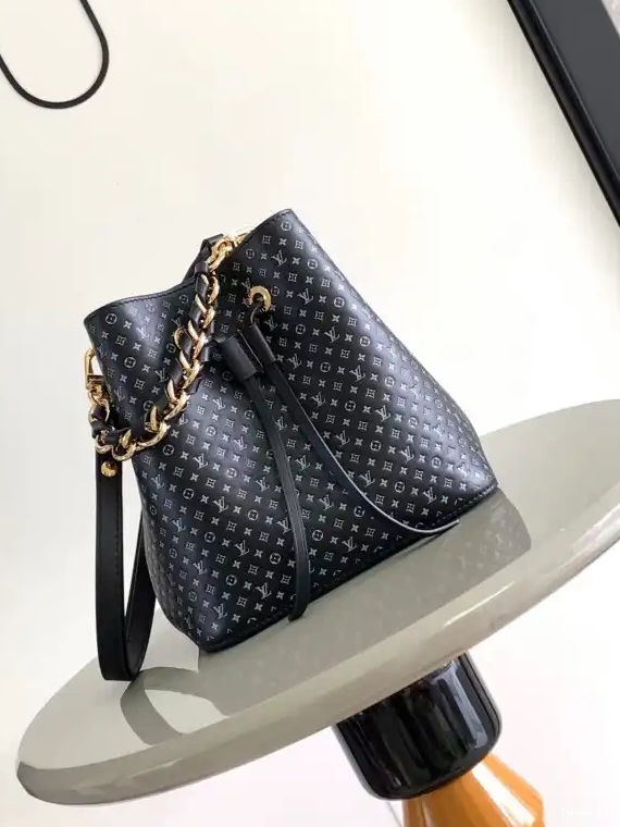 Cheap BB LOUIS VUITTON NÉONOÉ 0624